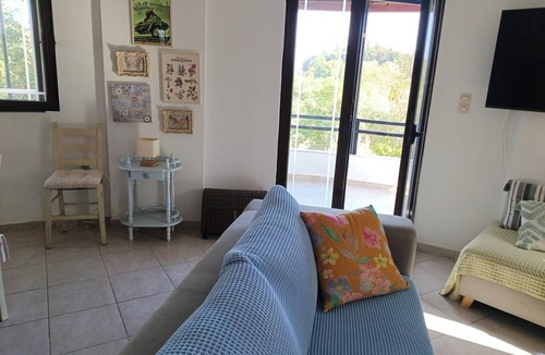 Kanali House | Quiet, Big House with Wonderful View, Just 1 km From The Beach