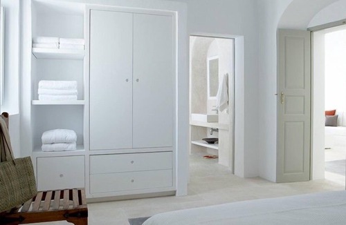 Pyrgos Villa | R 346 Luxury and Spacious 3 Bedroom Villa with Pool and Outdoor Jacuzzi