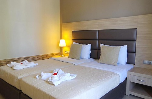 Skala Rachoniou Hotel | Rachoni Bay