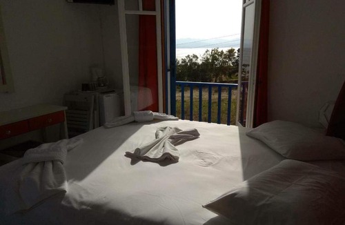 Logaras Apartment | Ragoussis House
