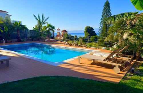 Kato Diminio Apartment | Rastoni Sea View Suite with shared pool