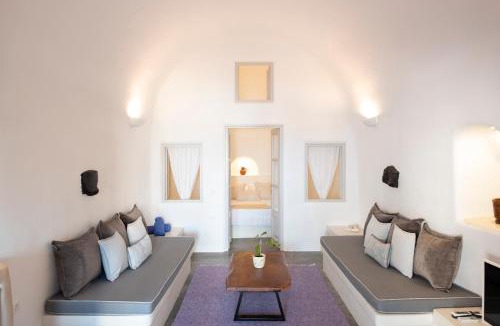 Finikia House | Red Stone Villa