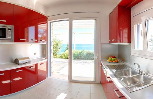 Barbati Villa | Red Villa with pool and jacuzzi - My Rental Homes