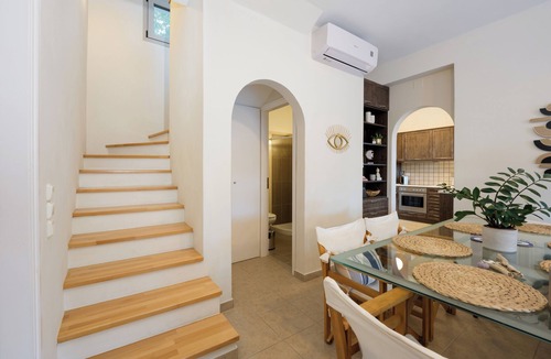 Mpogdanatika Villa | Relaxed Island Living | Spacious Paxos Villa in Gaios