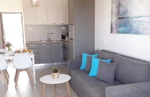 Kato Gouves Apartment | Renovated seaside apt for families with 1 kid : sea view, full kitchen, Wi-Fi