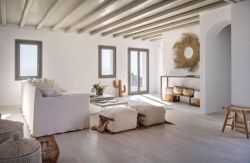 Piso Livadi Villa | Rising Sun Villa with Sea View & Mini Pool, near Naousa