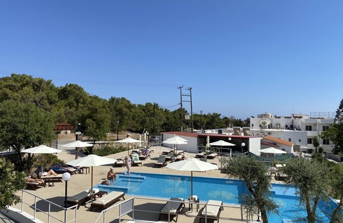 Pefkos Apartment | Rock Garden Apartments - 2 steps from the beach