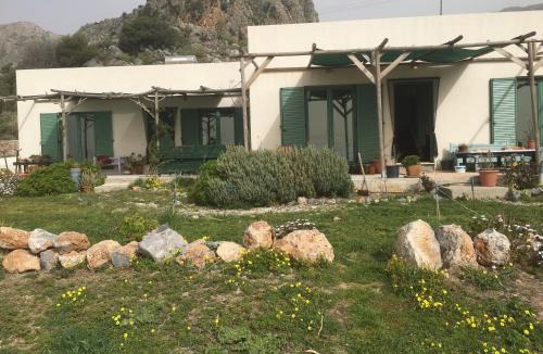 Agios Vasileios House | Rocky Mountain Way