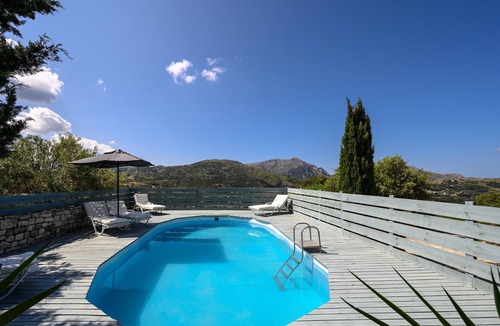 Lampini Villa | Rogalida,serene villa,pool,Near taverns