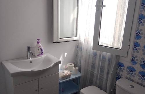Ios Town House | Room 3 - Grandma Vasiliki room for rent
