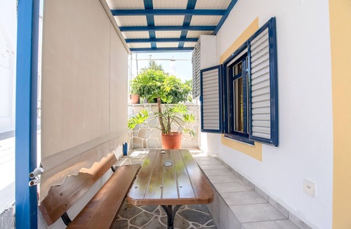 Logaras Apartment | Room 'Studio 10' with Mountain View, Wi-Fi and Air Conditioning
