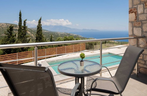 Skinaria Condo | Royal Majestic Residences with Pool & Sea View