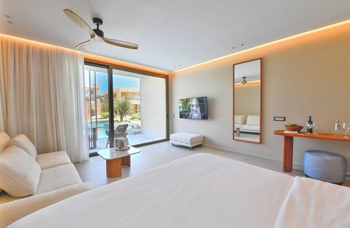 Chios Town Hotel | Royal Pearl Island Chios Hotel & Spa