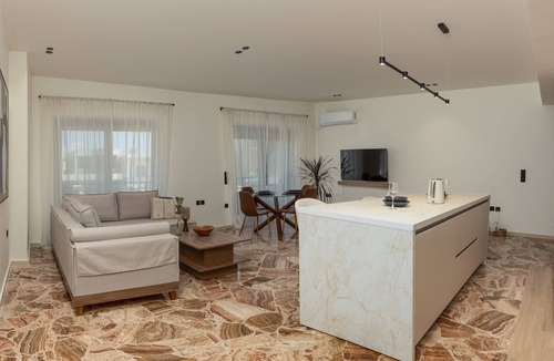 Korinthos Apartment | Séa Suites Premium Family Apartment | 107 sqm