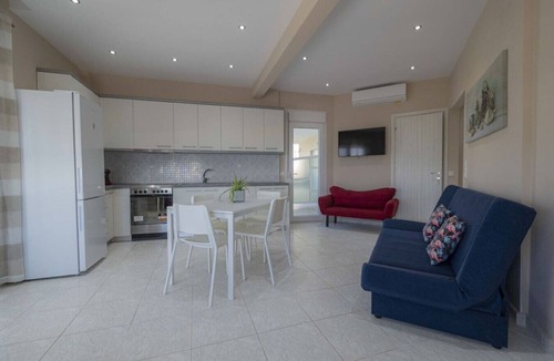 Nea Moudania Apartment | Sabbia Seafront Apartment 2 by RentalsPro