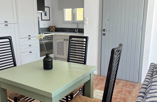 Agii Apostoli House | Salt & Sun Terrace | Seafront Living