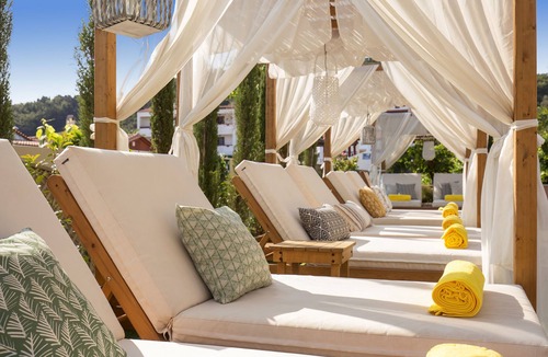 Karlovassi Hotel | Samaina Inn