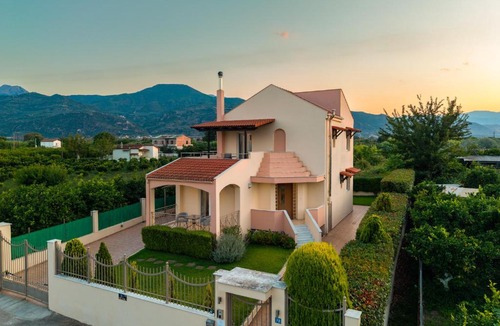 Valimitika Apartment | Sammys Sea Breeze Maisonette By Greece Apartments