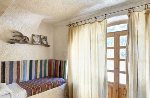 Pilalimata House | Sandy beach & sea view garden : : Mesodokia home with high-speed WIFI 55 Mpbs