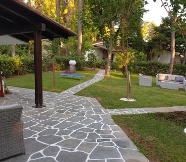 Sane House | Sani Villa Christy