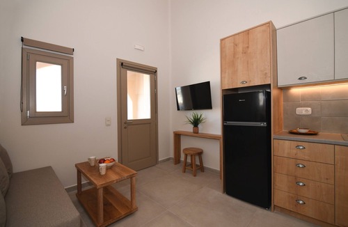 Vothon Villa | Santorini - Villa - Sleeps 2 - Pool - Parking