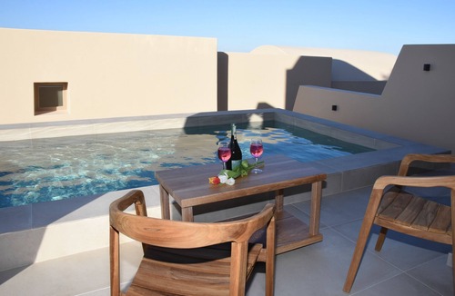 Vothon Villa | Santorini - Villa - Sleeps 2 - Pool - Parking