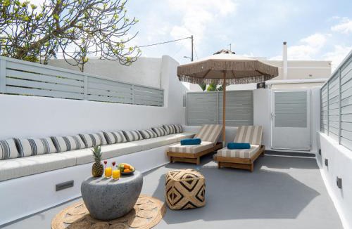 Imerovigli Apartment | Santorinico Private Villas