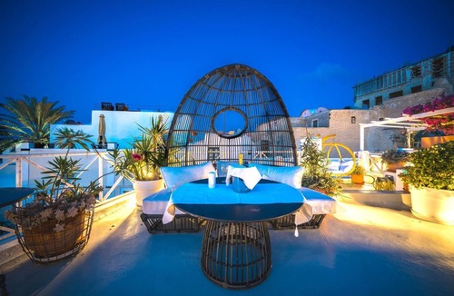 Oia House | SantoriniParadise: TRADITIONAL APARTMENT in Oia