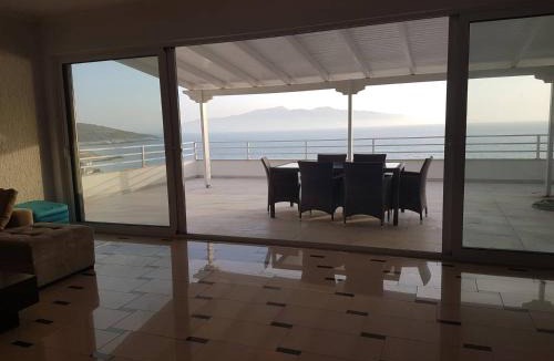 Sarande Apartment | Sea Front Penthouse