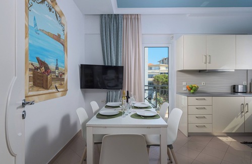 Rhodes Town Apartment | Sea & The City - Theros Apartment