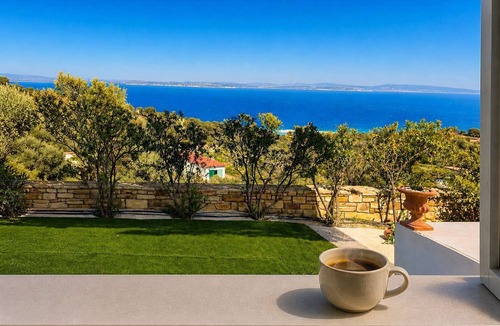 Ionia Apartment | Sea View Kallisto - Mastiha Grove Suite, Chios