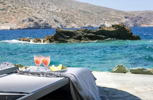 Agia Pelagia Villa | Seafront 5 bedroom villa