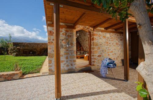 Malia Villa | Seafront Villa Kallia & George, By IdealStay Experience