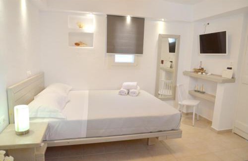 Mandrakia Apartment | SeaScape Mandrakia