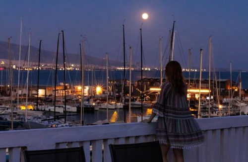 Mikrolimano Villa | Seaside Grey Pearl Villa Panoramic Marina View Piraeus Athens Riviera