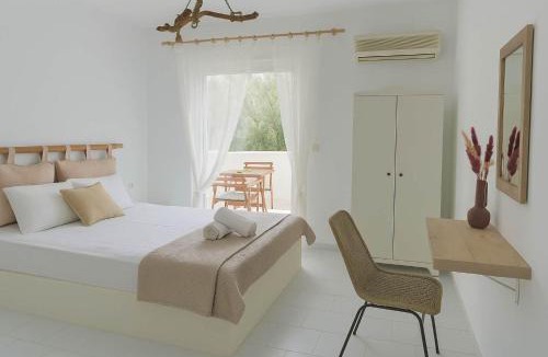 Korakades House | Secluded Serenity - A Tranquil Suite in Corfu