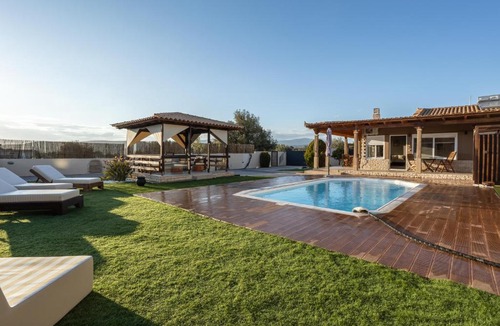 Kropia Villa | SENSEs VILLA SPA