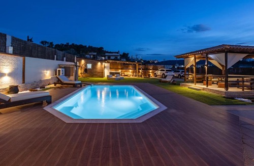 Kropia Villa | SENSEs VILLA SPA
