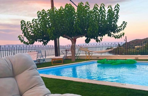 Sesi Villa | Sesi Luxury Suites Seaside & Private Pool