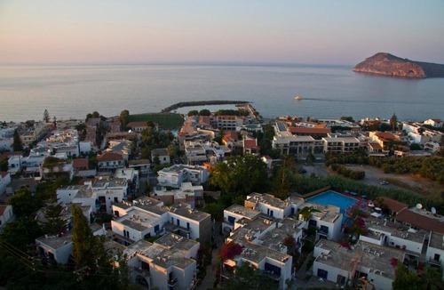 Platanias Town Apartment | SHINE VERANDA PRIVE APTS 7PERSONS
