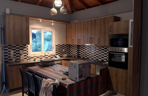 Lepreo House | Sia House Country Home with Sea View, Wi-Fi, and Air Conditioning