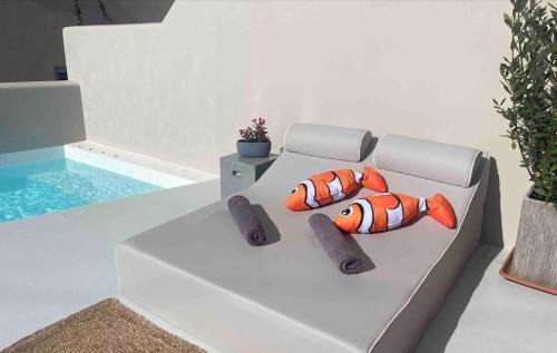 Finikia Villa | Signature Santorini Villa 2 Bedroom Villa Private Jetted Pool & Beautiful