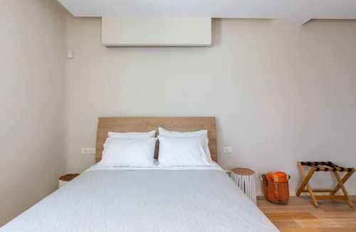 Tourlos Apartment | Simplicity, elegance and minimalism in Mykonos