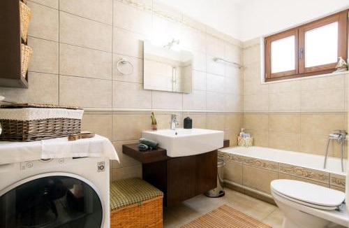 Anatoli Villa | Sissy Luxury Mountain Villa