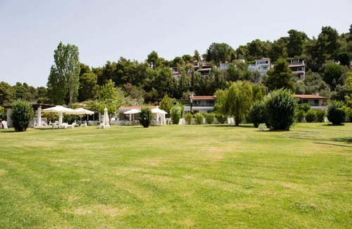 Kanapitsa Apartment | Skiathos Holidays Three-Bedroom Villa