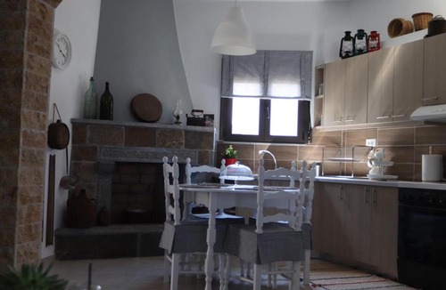 Kounelion Villa | Skinias traditional house
