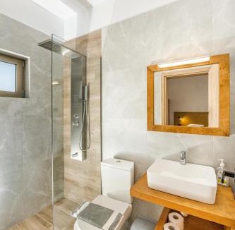 Moni Chrisoskalitissis Hotel | SMAROULA