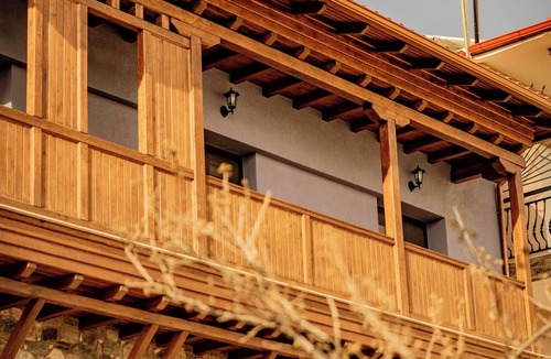Lagkadas Apartment | Sohos - Sohos Traditional Homes - Katoi - Located right next to the mountain.