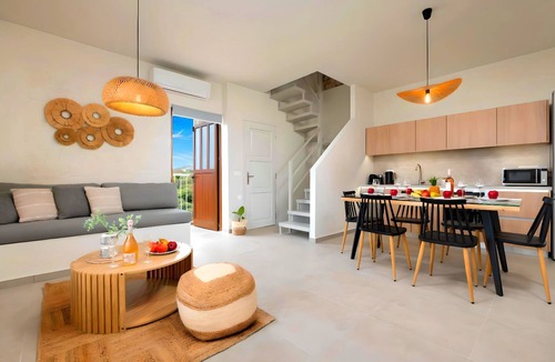 Filaki House | Soluna Villa Privater Pool by Interhome