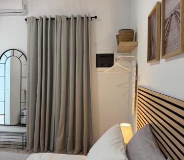 Aigaleo Apartment | Sophie's apartment near metro